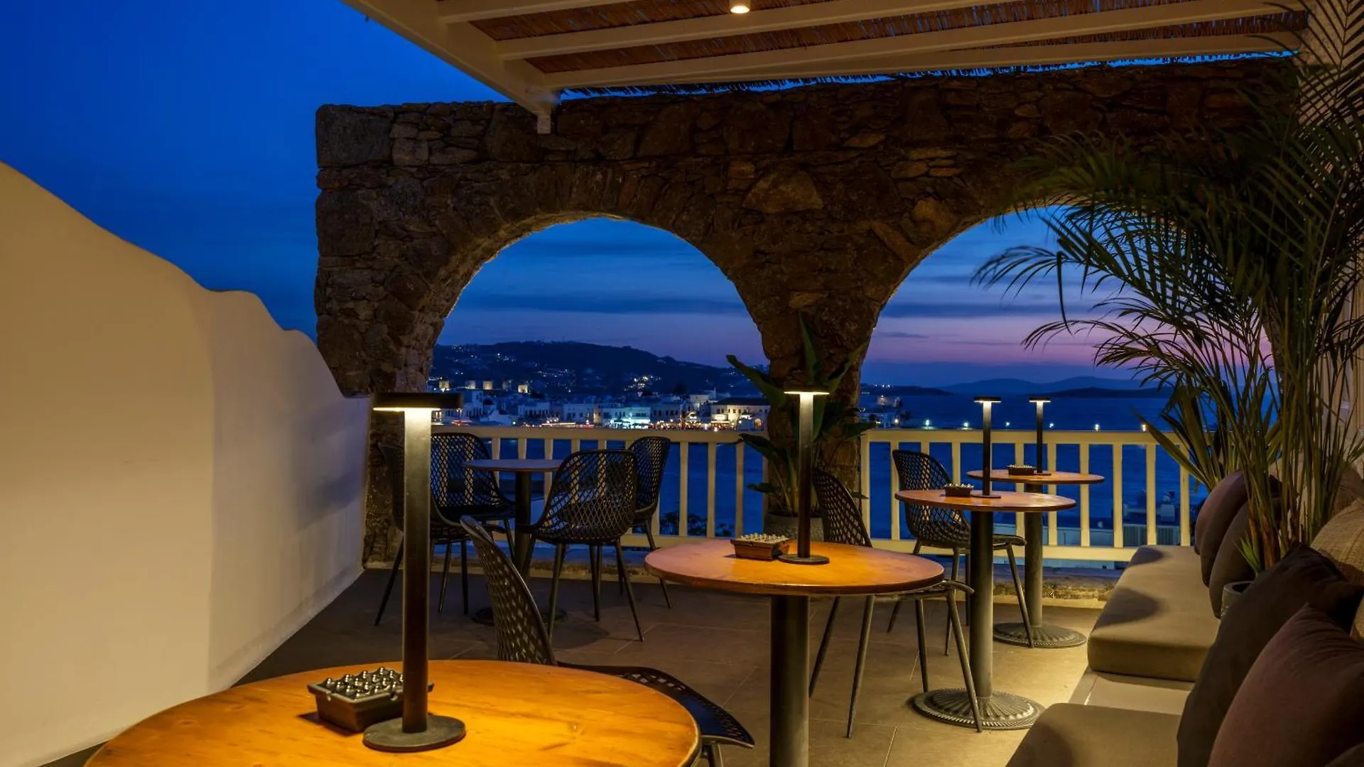 Yalos Hotel Sunset View Mykonos Town Private Rooms Grekland