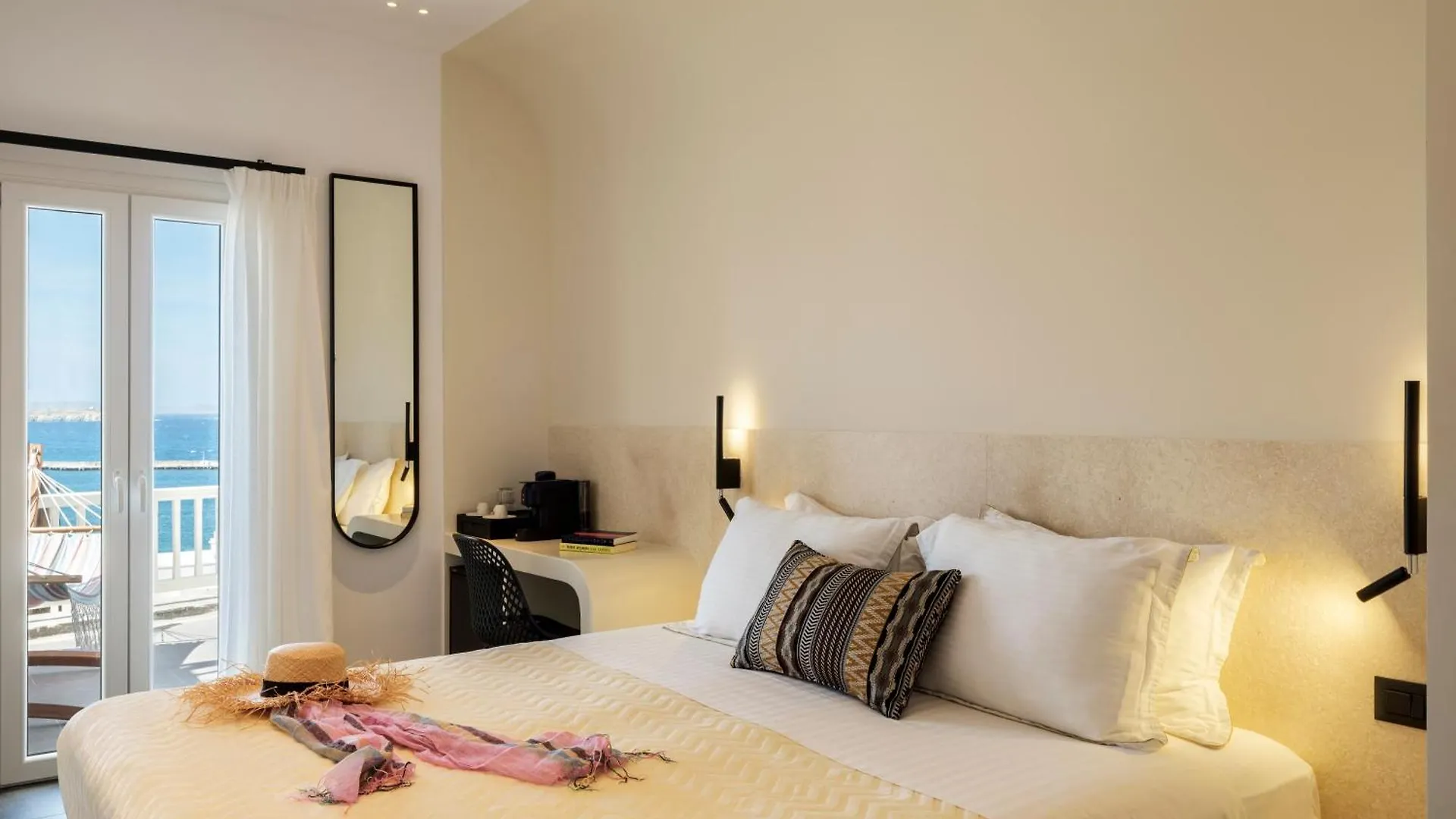 Yalos Hotel Sunset View Mykonos Town Private Rooms Bed & Breakfast