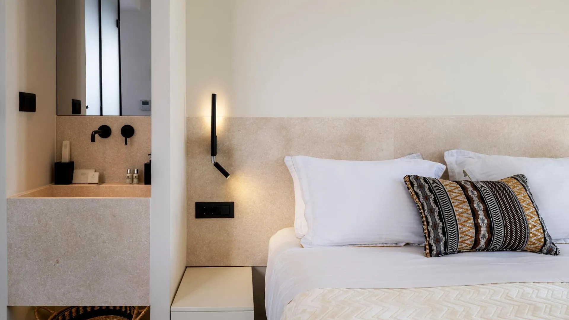 Yalos Hotel Sunset View Mykonos Town Private Rooms Bed & Breakfast